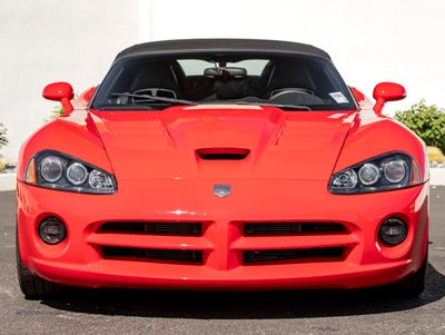 2004 Dodge Viper SRT10