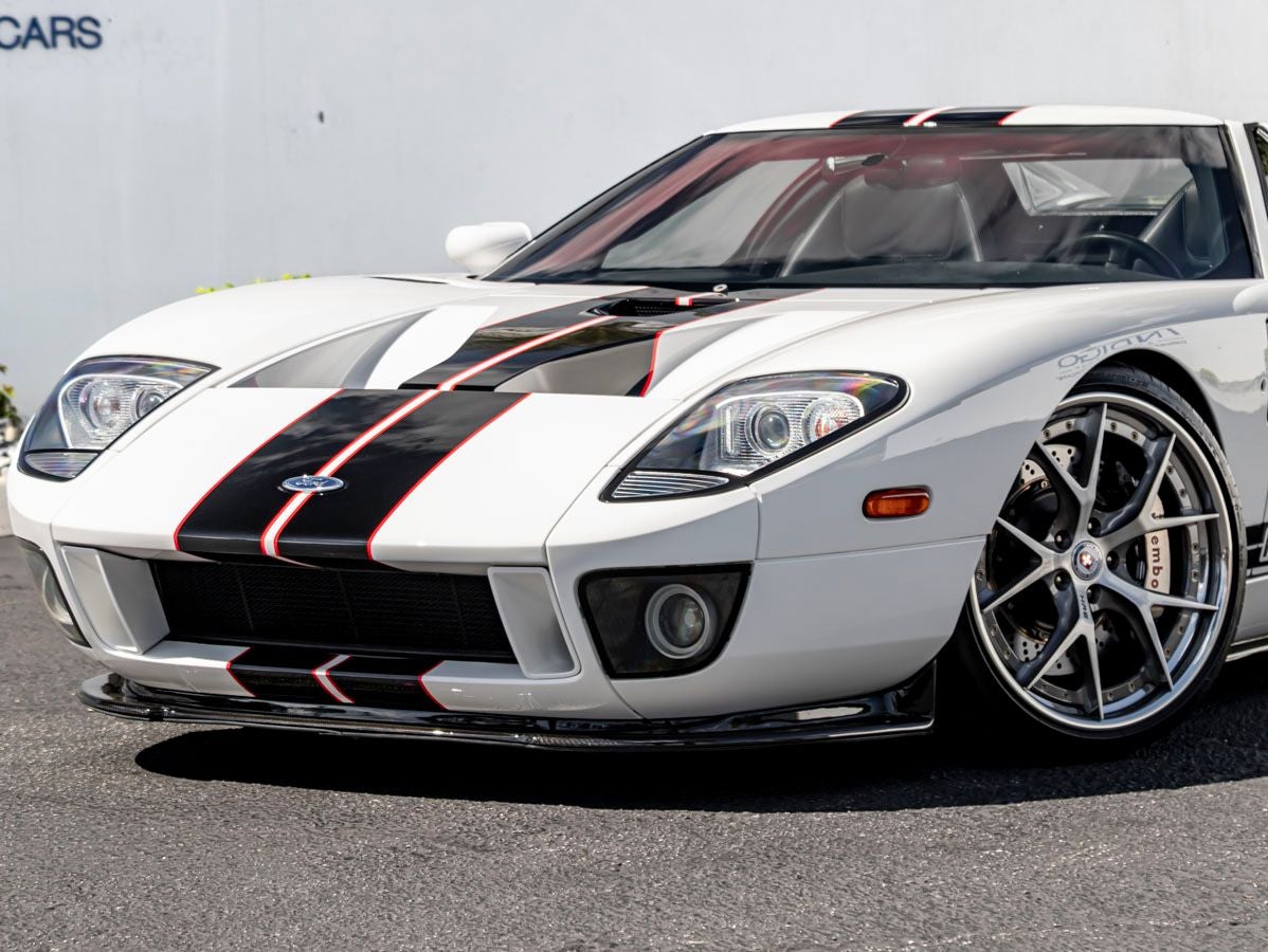 2005 Ford GT Base
