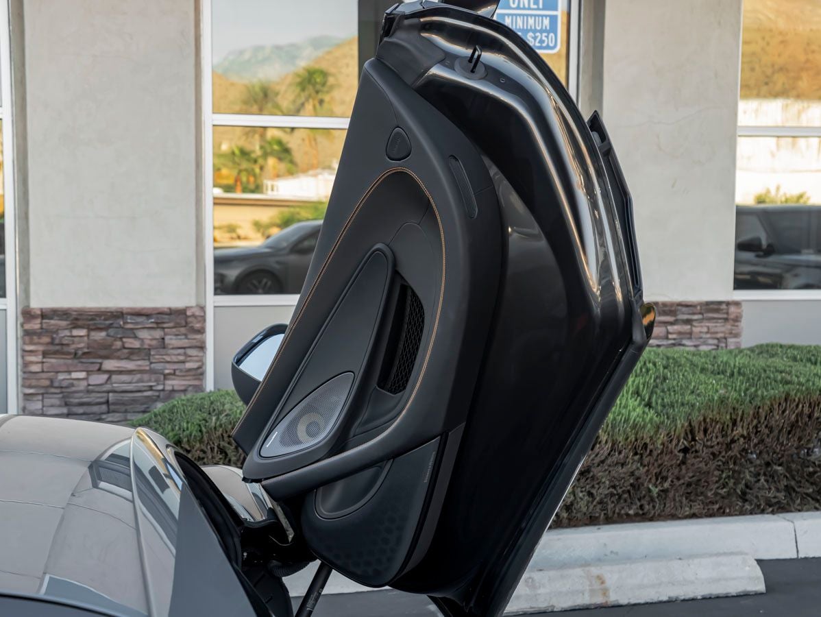 2019 McLaren 600LT Base