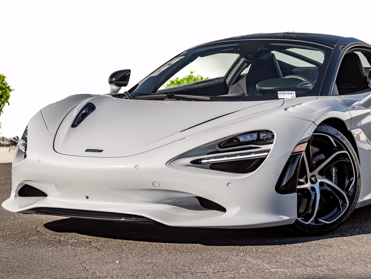 2027 McLaren 750S Base