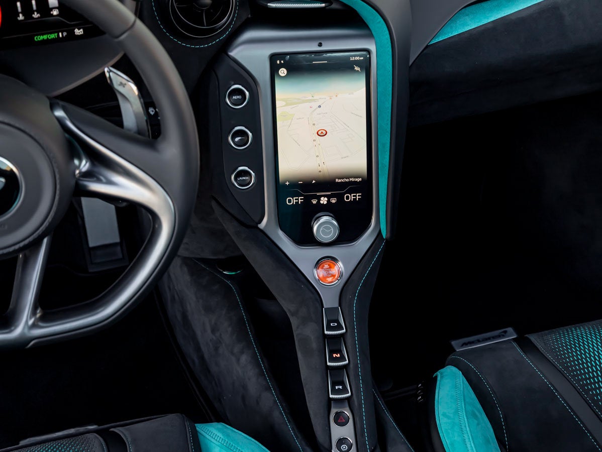2027 McLaren 750S Base