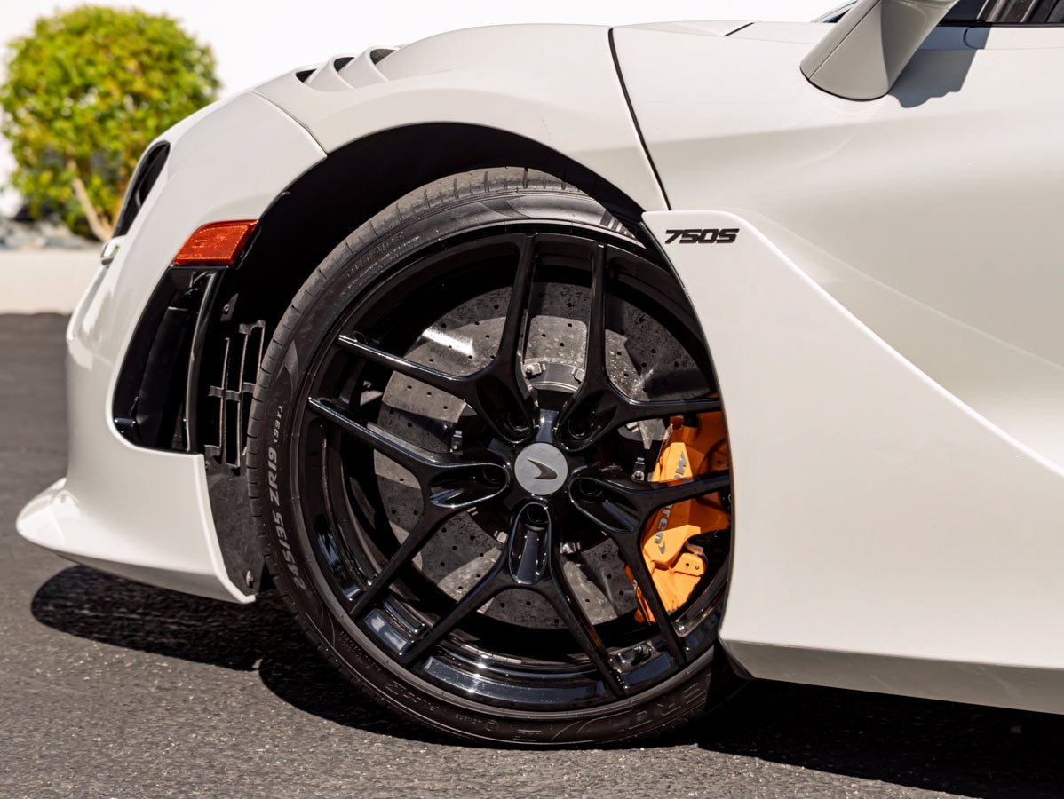 2025 McLaren 750S Base