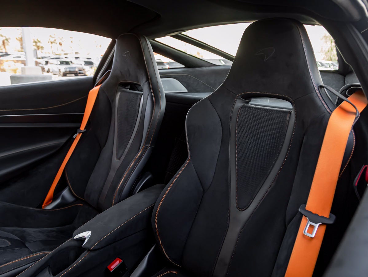 2025 McLaren 750S Base