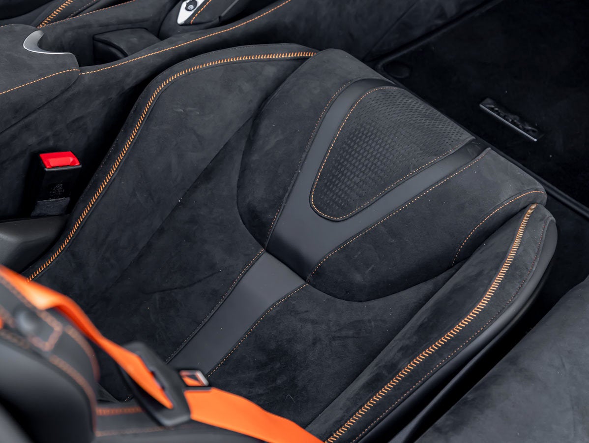 2025 McLaren 750S Base
