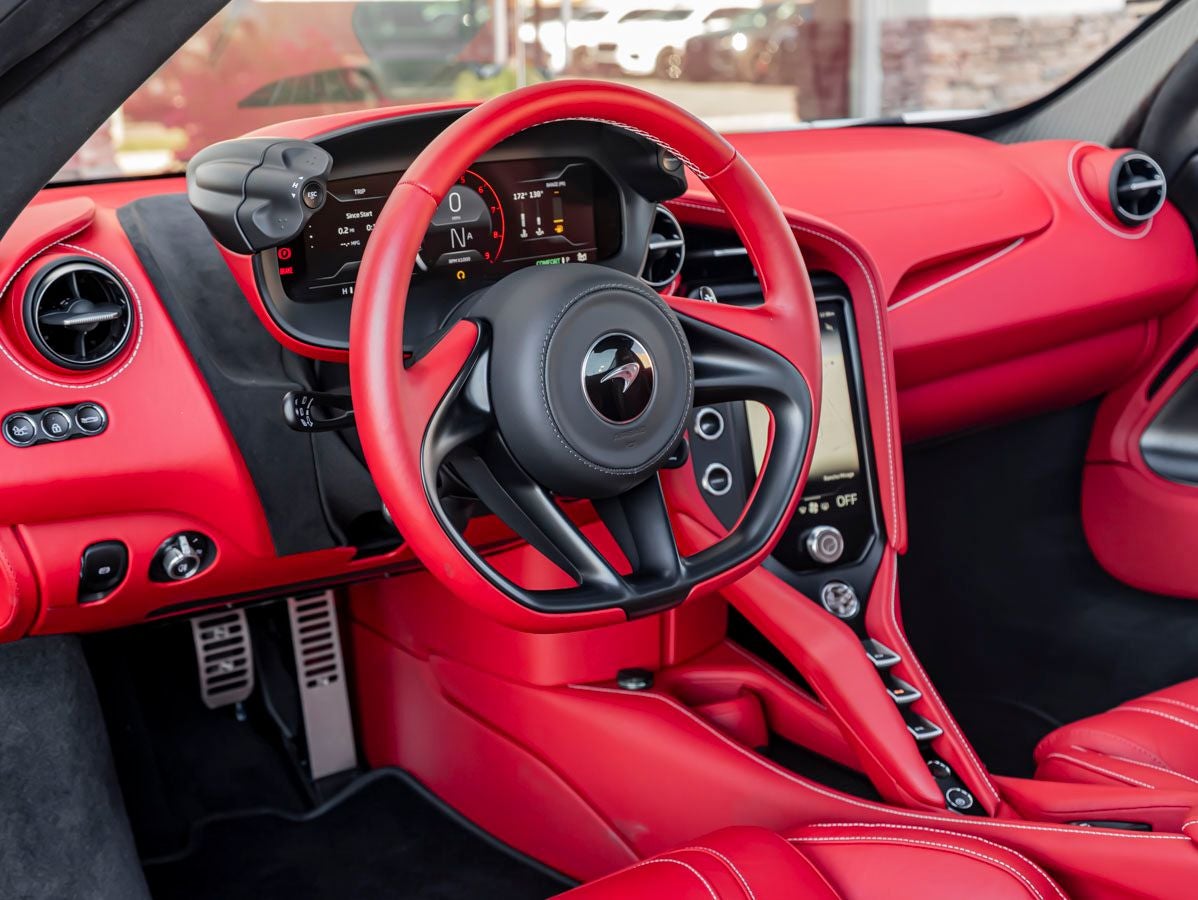 2024 McLaren 750S Base