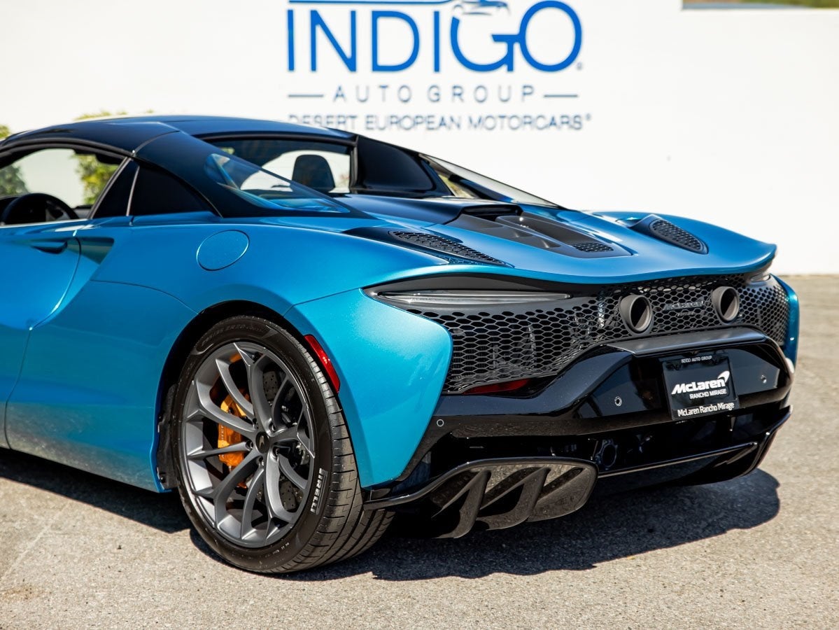 2025 McLaren Artura Spider