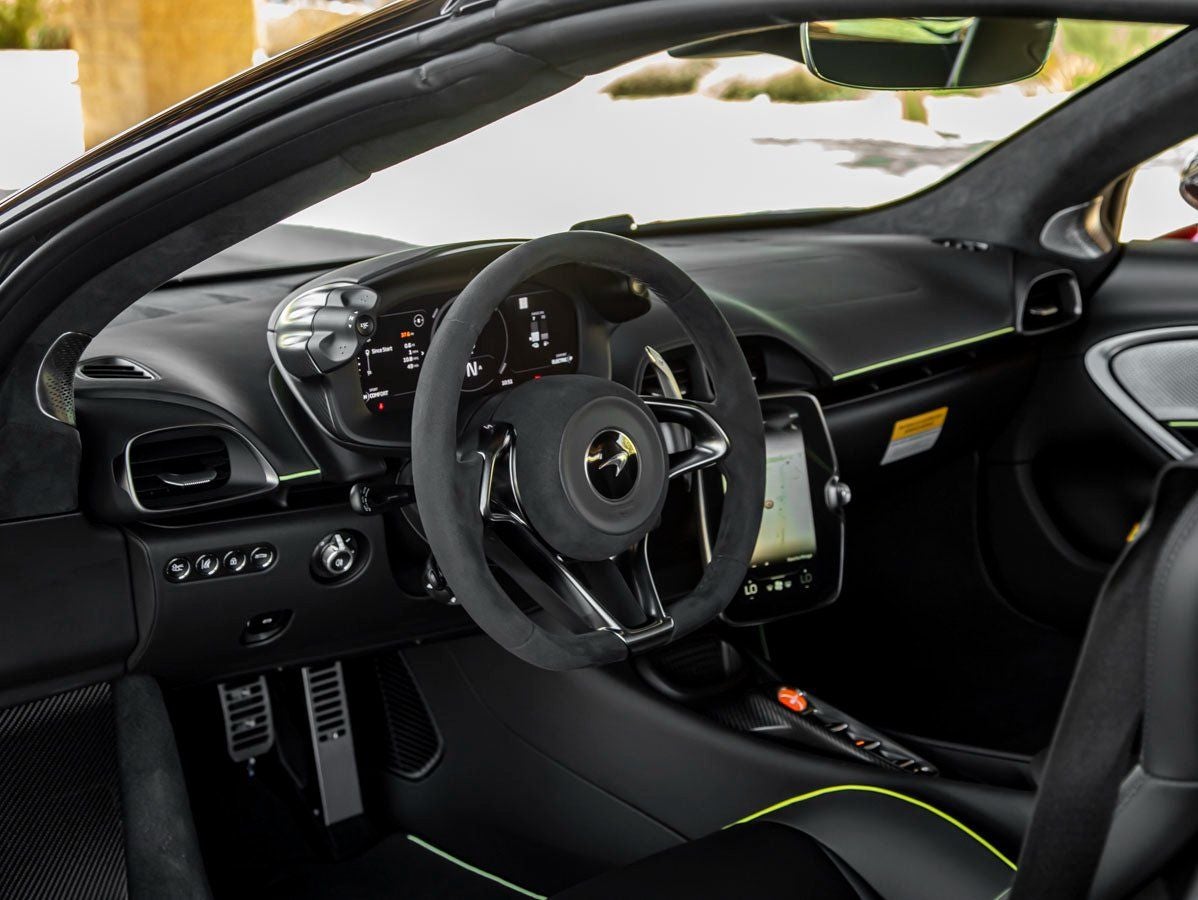 2025 McLaren Artura Spider