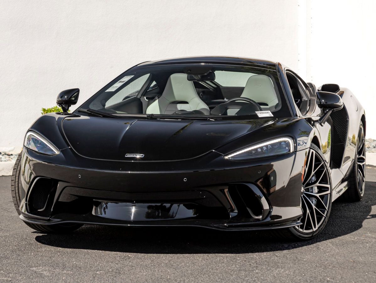 2026 McLaren GTS Base