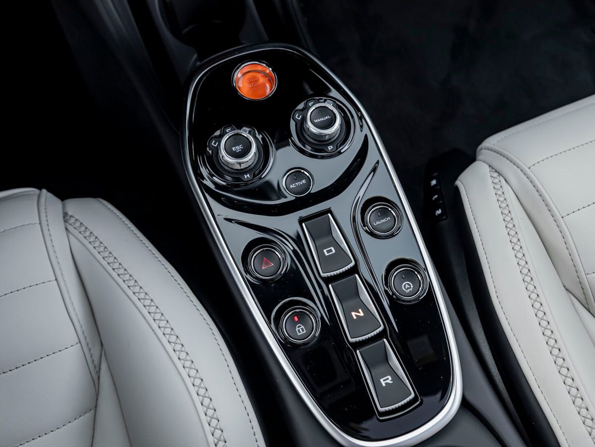 2026 McLaren GTS Base