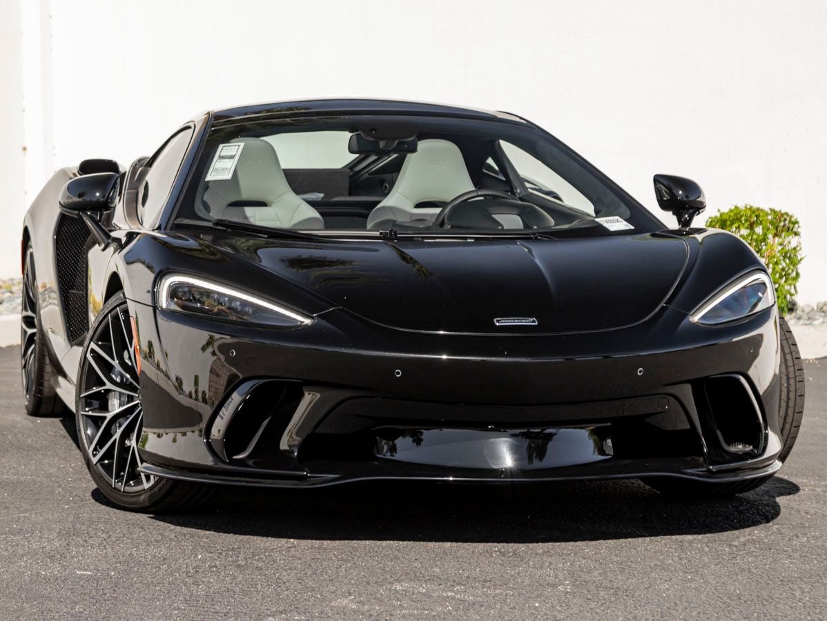 2026 McLaren GTS Base