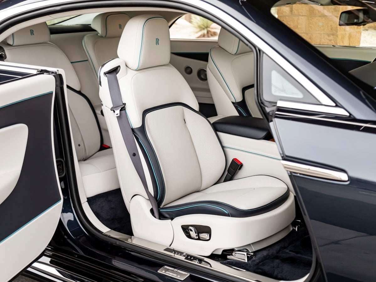 2025 Rolls-Royce Spectre Base