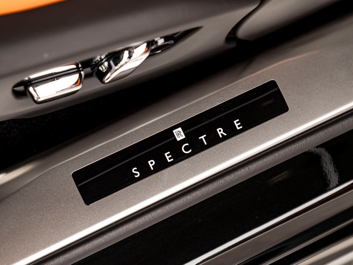 2024 Rolls-Royce Spectre 
