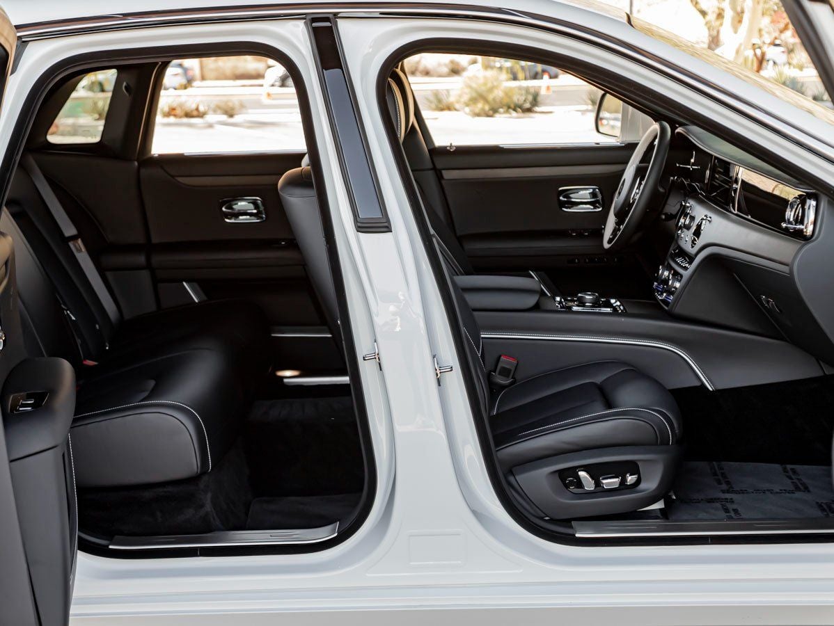 2024 Rolls-Royce Ghost 