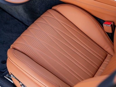 2023 Bentley Flying Spur V8