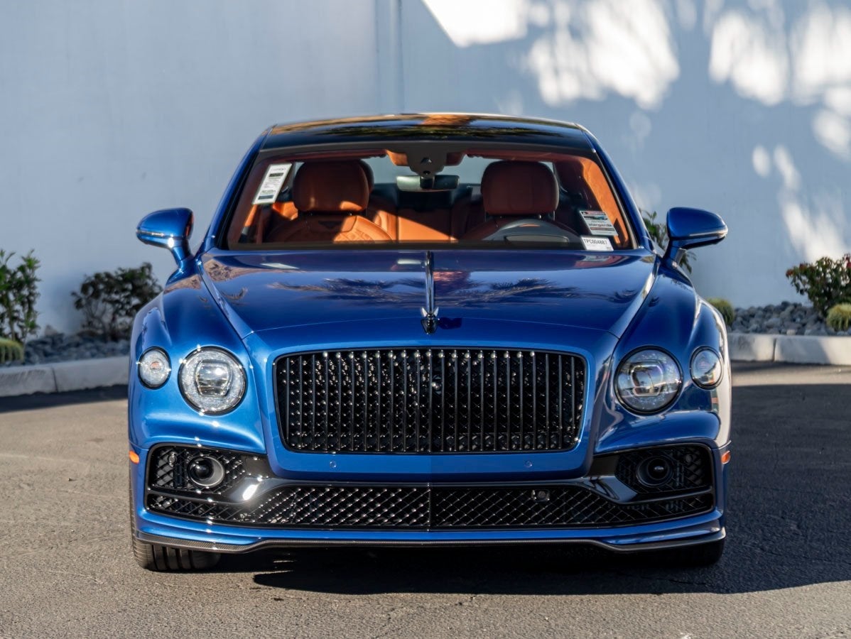 2023 Bentley Flying Spur V8