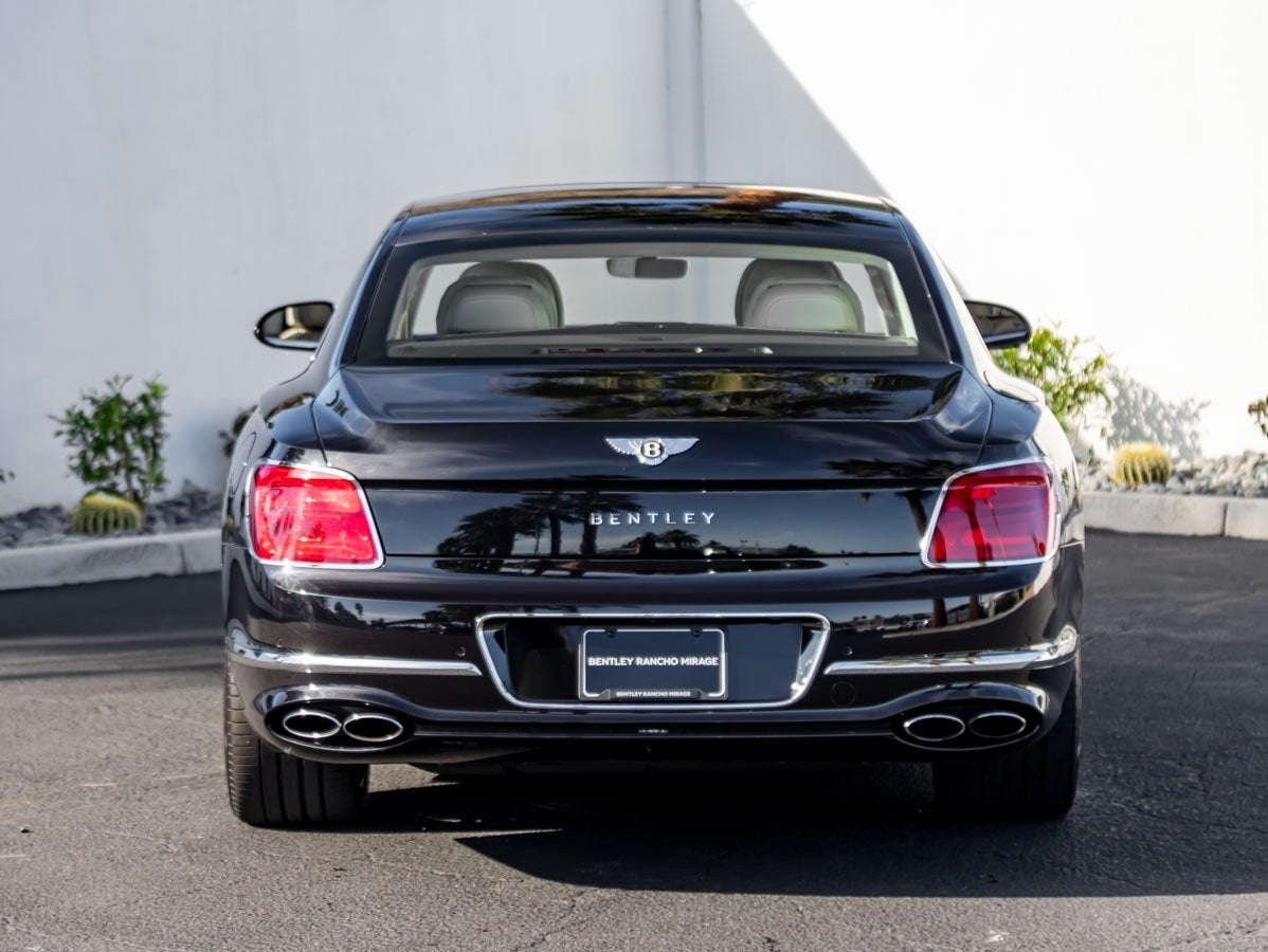 2022 Bentley Flying Spur Hybrid Base