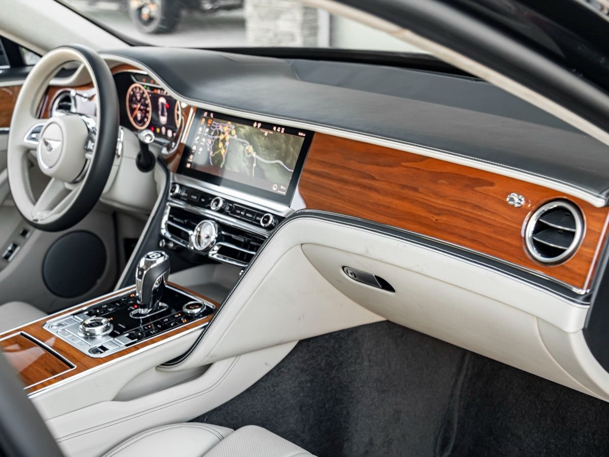 2022 Bentley Flying Spur Hybrid Base