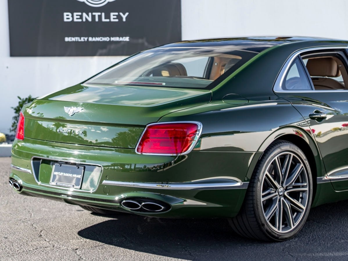 2022 Bentley Flying Spur Hybrid Base