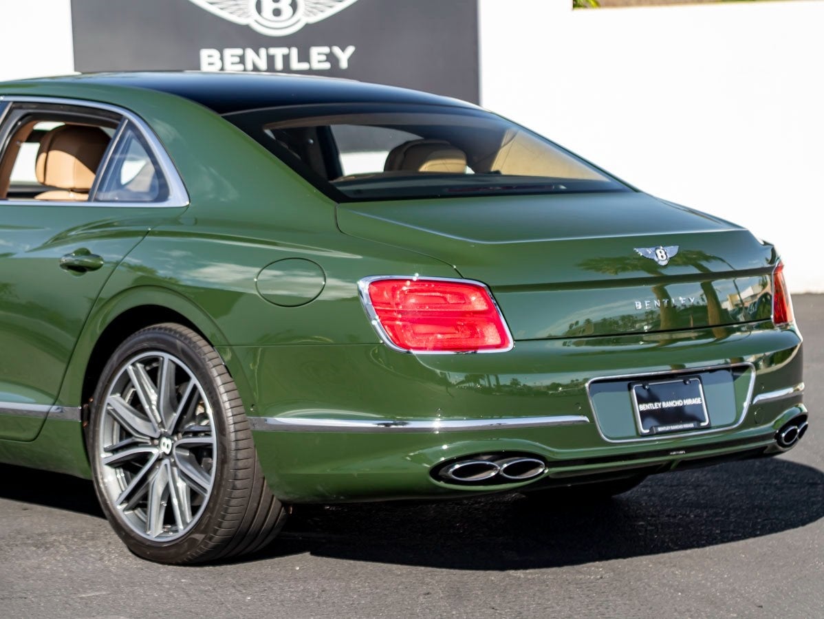 2022 Bentley Flying Spur Hybrid Base