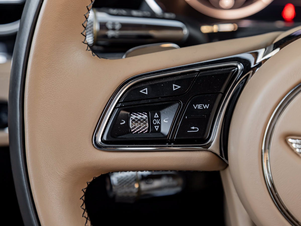 2024 Bentley Continental GTC V8