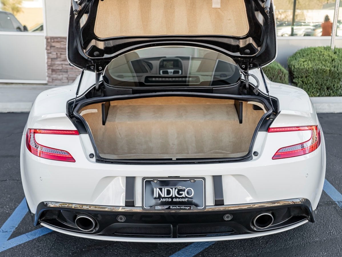 2014 Aston Martin Vanquish V12 Coupe