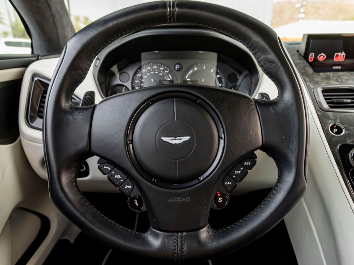 2018 Aston Martin Vanquish Volante