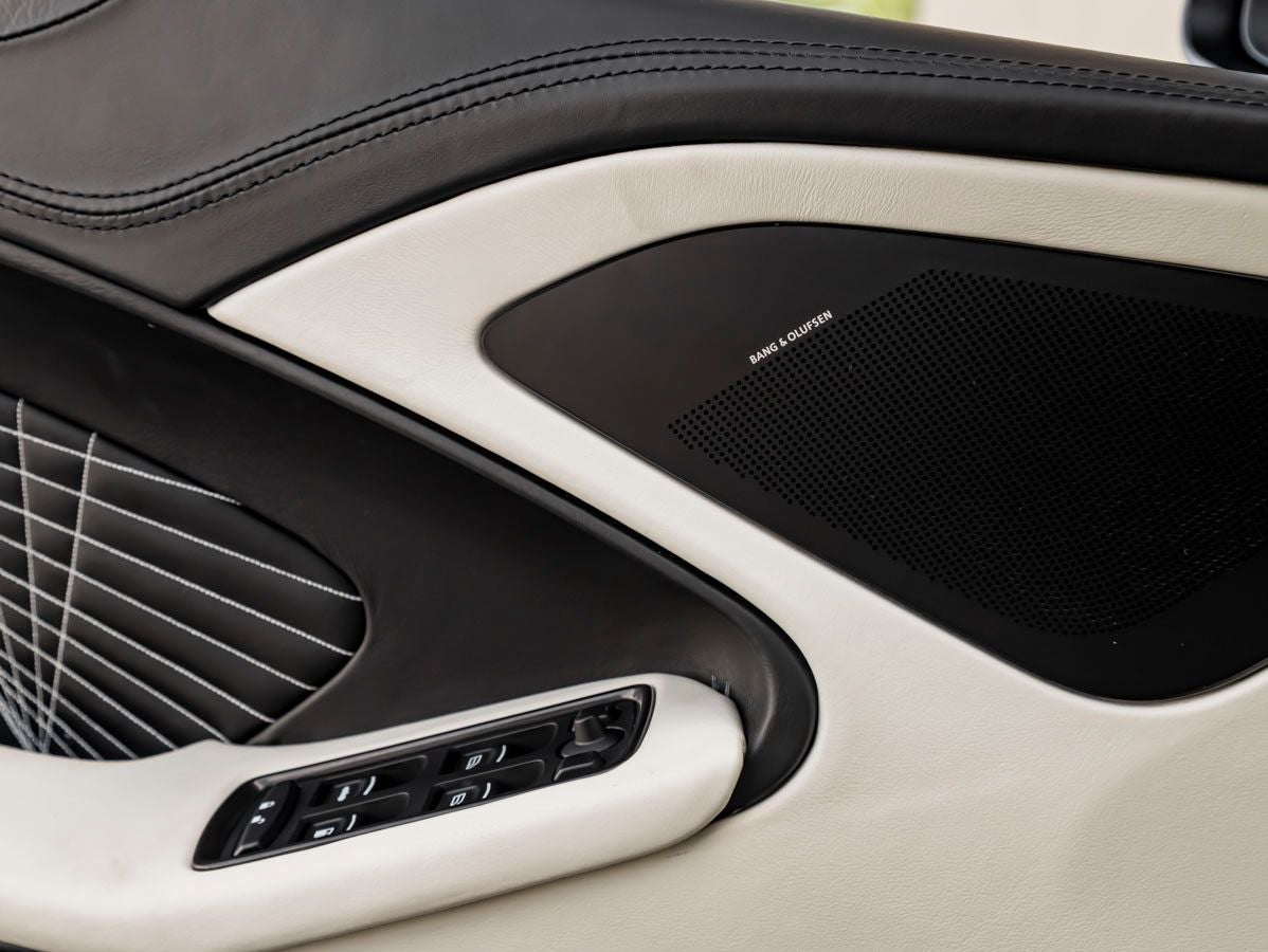 2018 Aston Martin Vanquish Volante