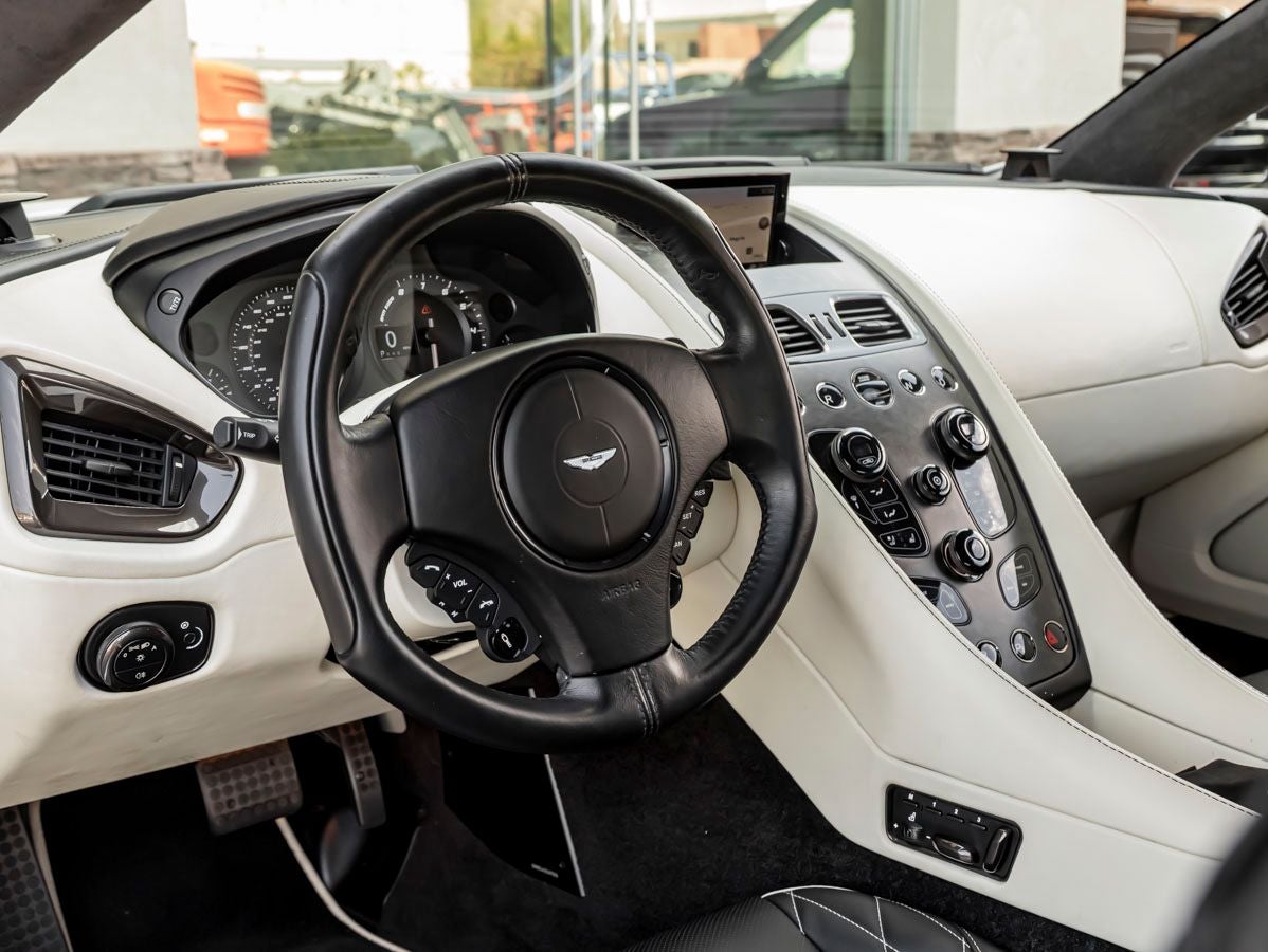 2018 Aston Martin Vanquish Volante