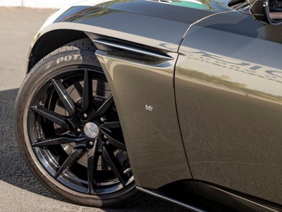 2017 Aston Martin DB11 Base