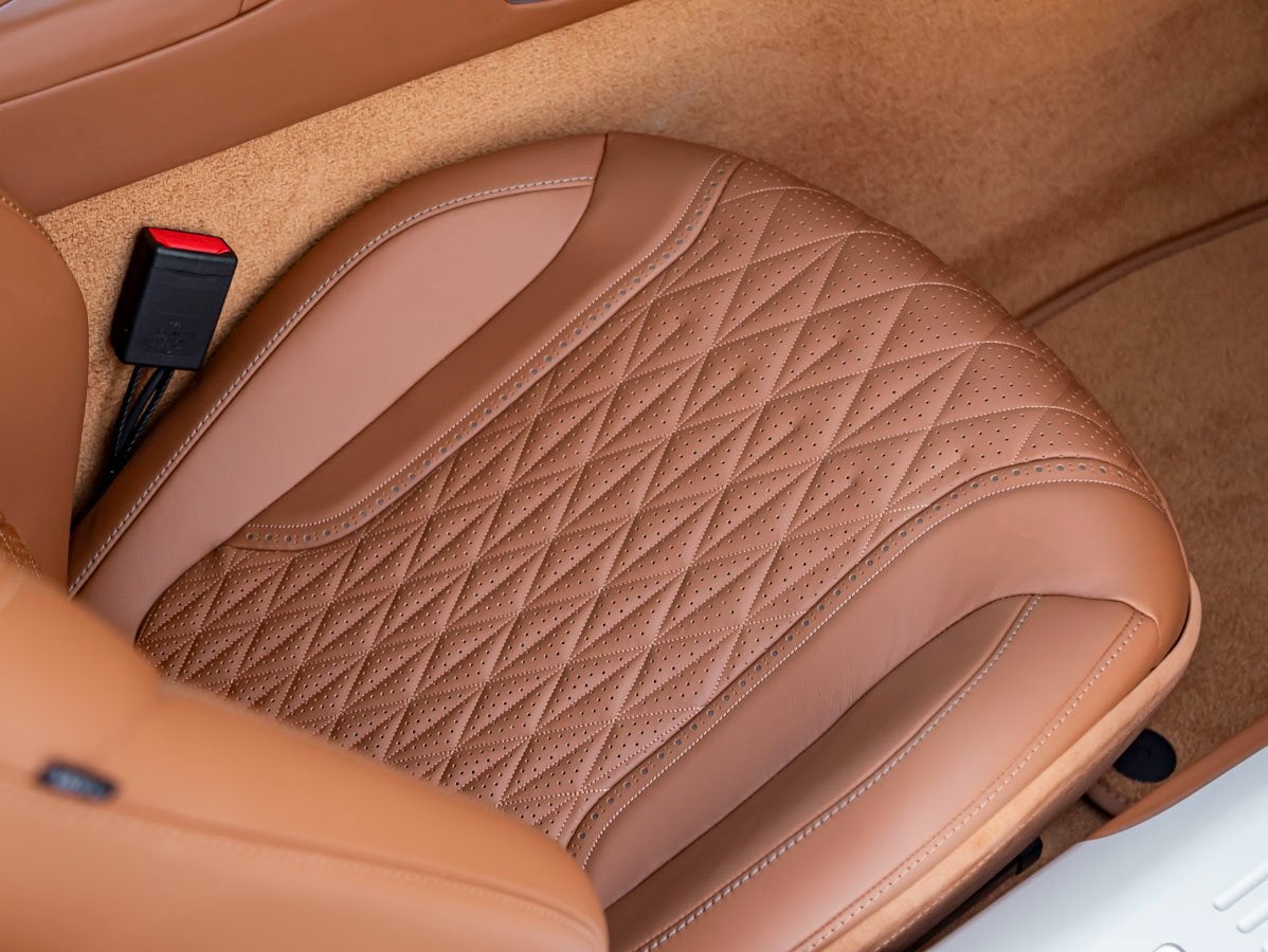 2026 Aston Martin DB12 Volante