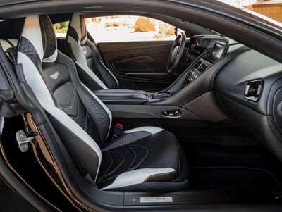 2022 Aston Martin DBS Superleggera