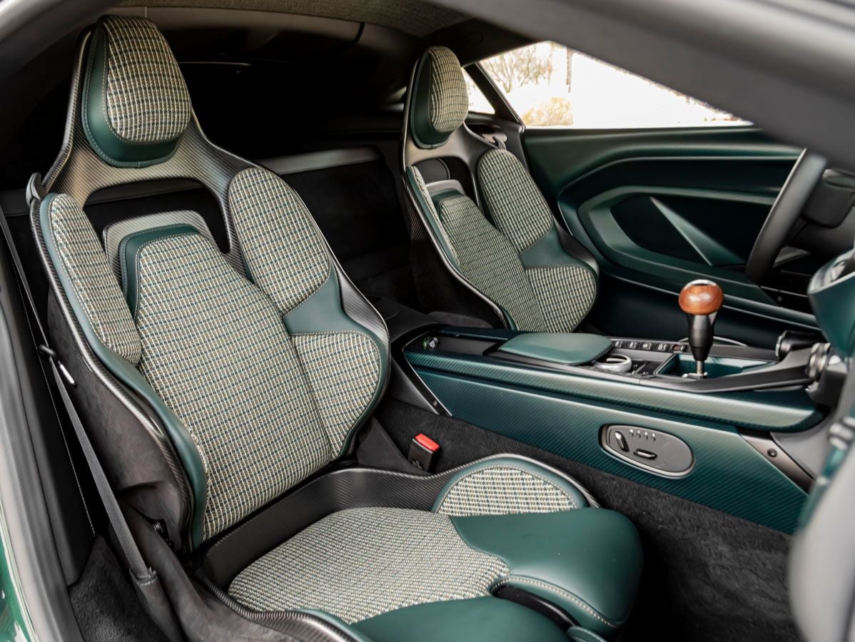 2024 Aston Martin Valor Base