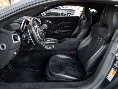 2021 Aston Martin Vantage Base