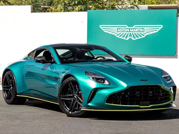 2025 Aston Martin Vantage Base