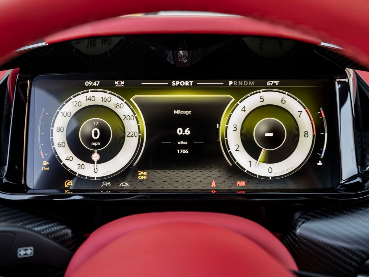 2026 Aston Martin Vantage Base