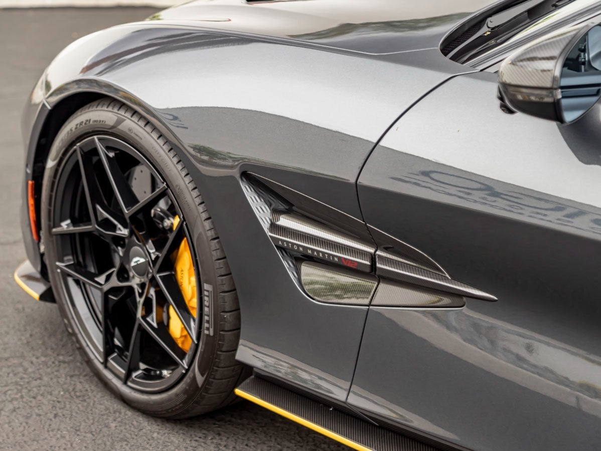 2025 Aston Martin Vanquish V12 Coupe