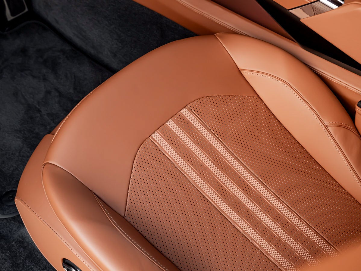 2026 Aston Martin DBX 707