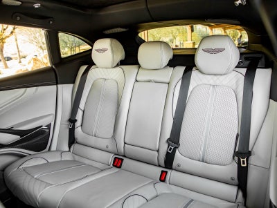 2025 Aston Martin DBX 707