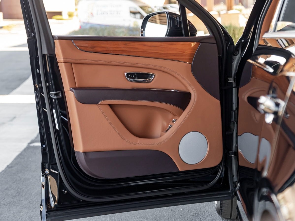 2022 Bentley Bentayga V8