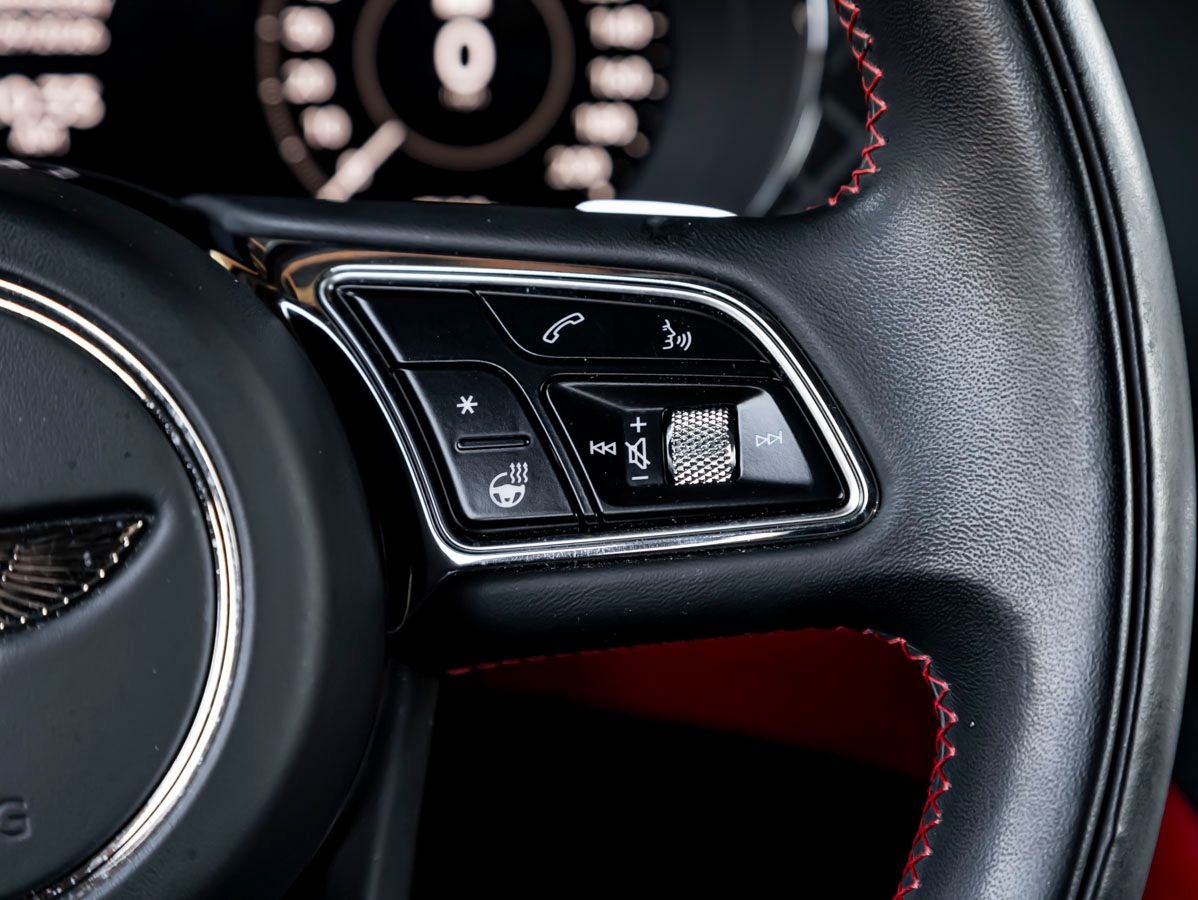 2025 Bentley Bentayga S Black Edition