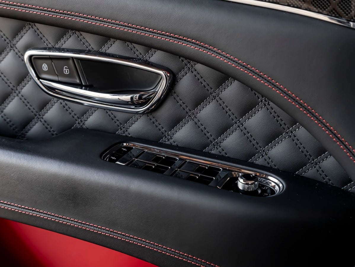 2025 Bentley Bentayga S Black Edition