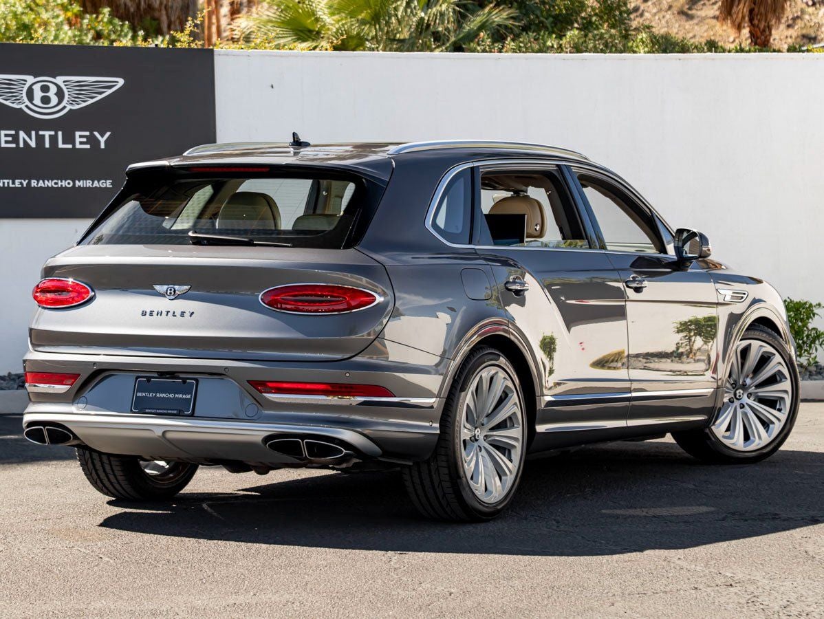 2023 Bentley Bentayga EWB Azure V8