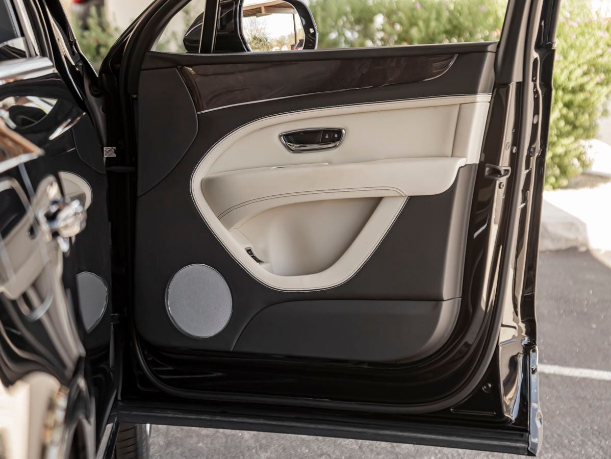 2023 Bentley Bentayga EWB Base