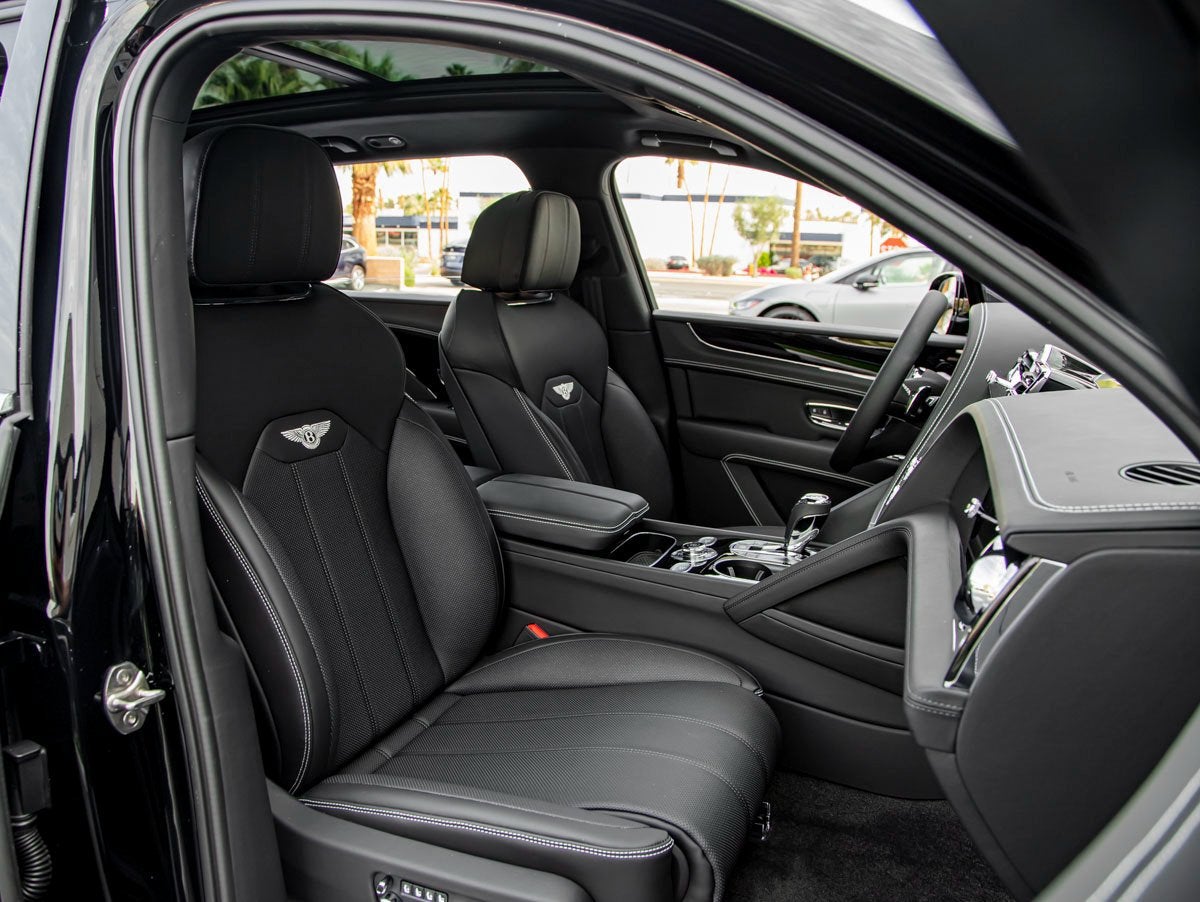 2025 Bentley Bentayga EWB Base