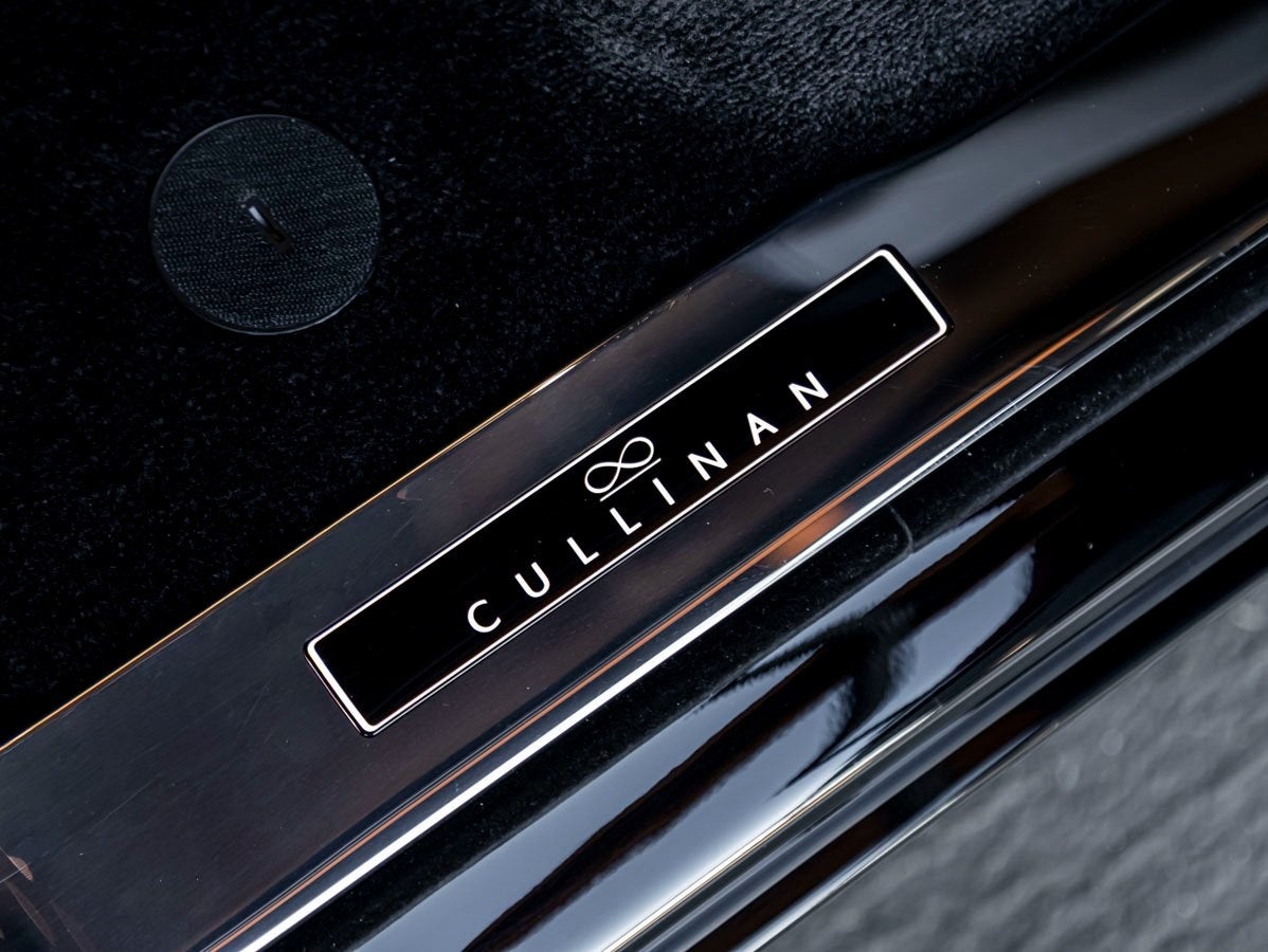 2025 Rolls-Royce Black Badge Cullinan