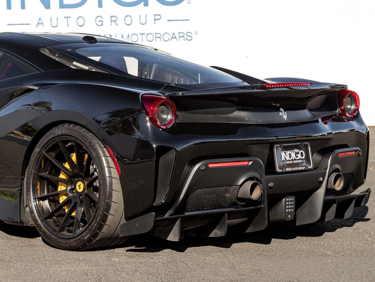 2020 Ferrari 488 Pista Base