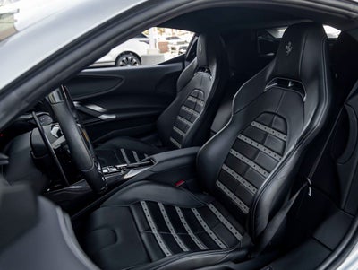 2023 Ferrari SF90 Stradale Base