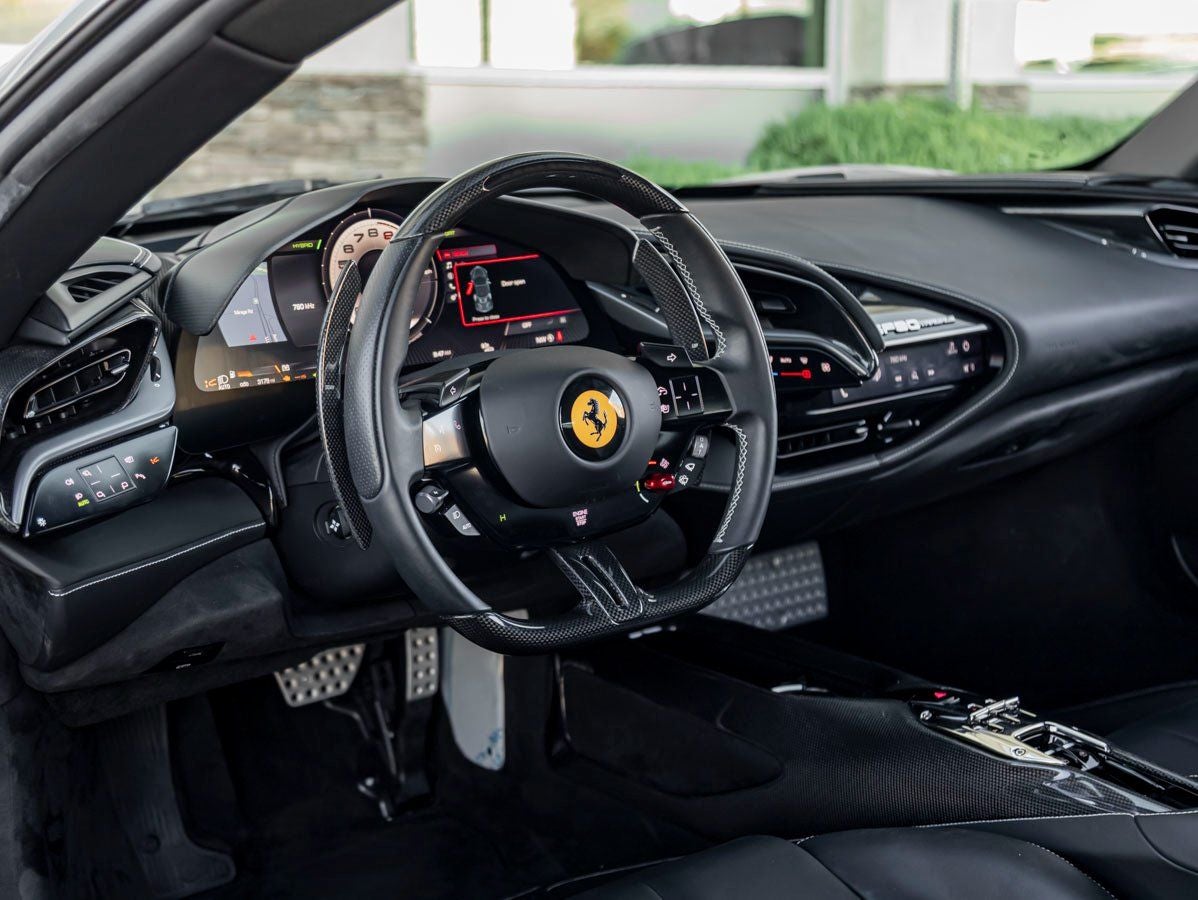 2023 Ferrari SF90 Stradale Base