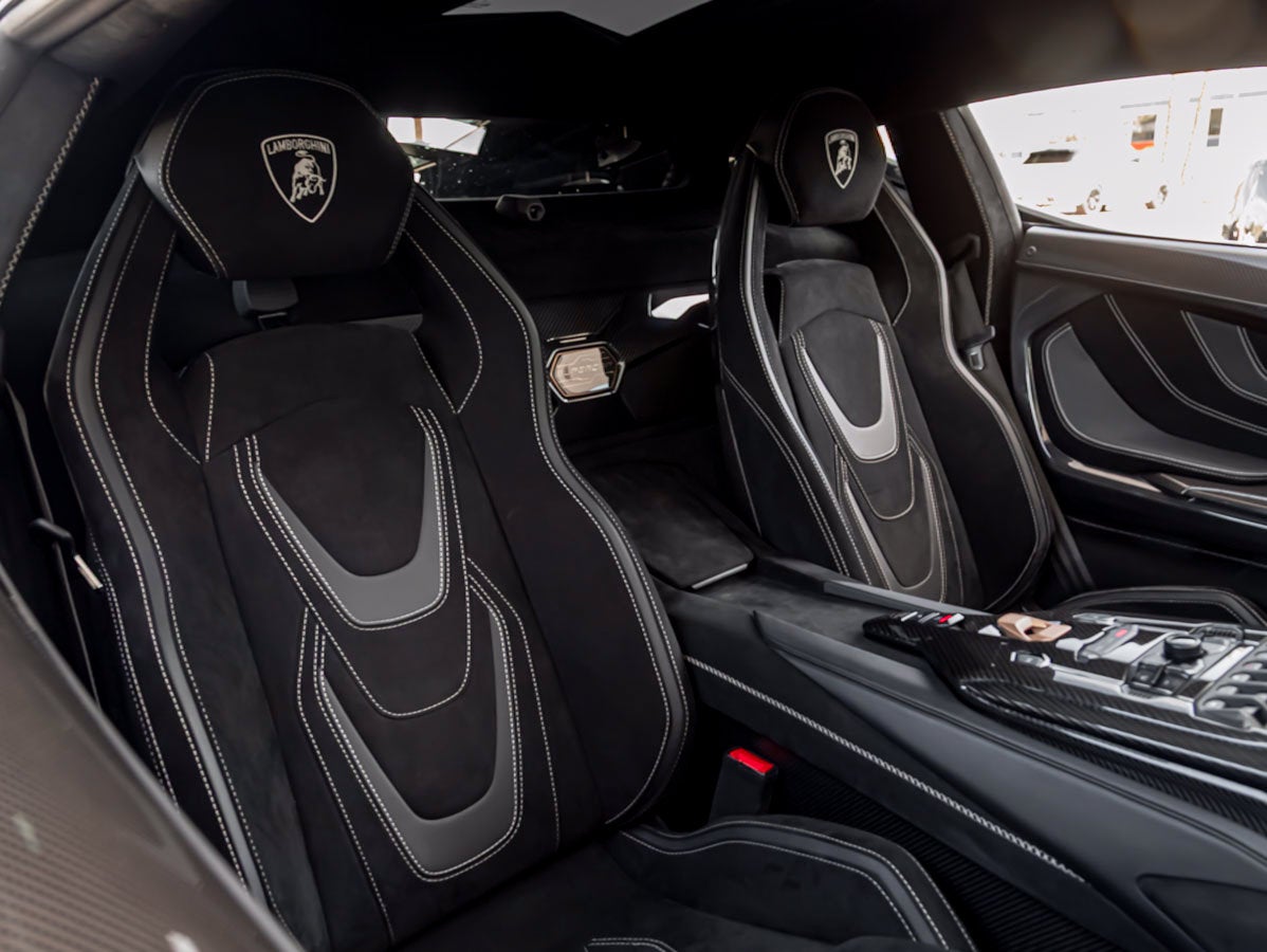2021 Lamborghini Sian Base