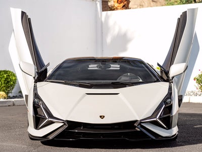 2021 Lamborghini Sian Base